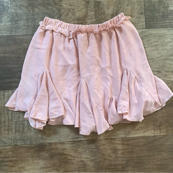 Saints & Hearts pink ruffle skort - Picture 2 of 8